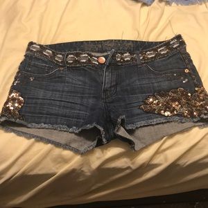 Express low rise shorts